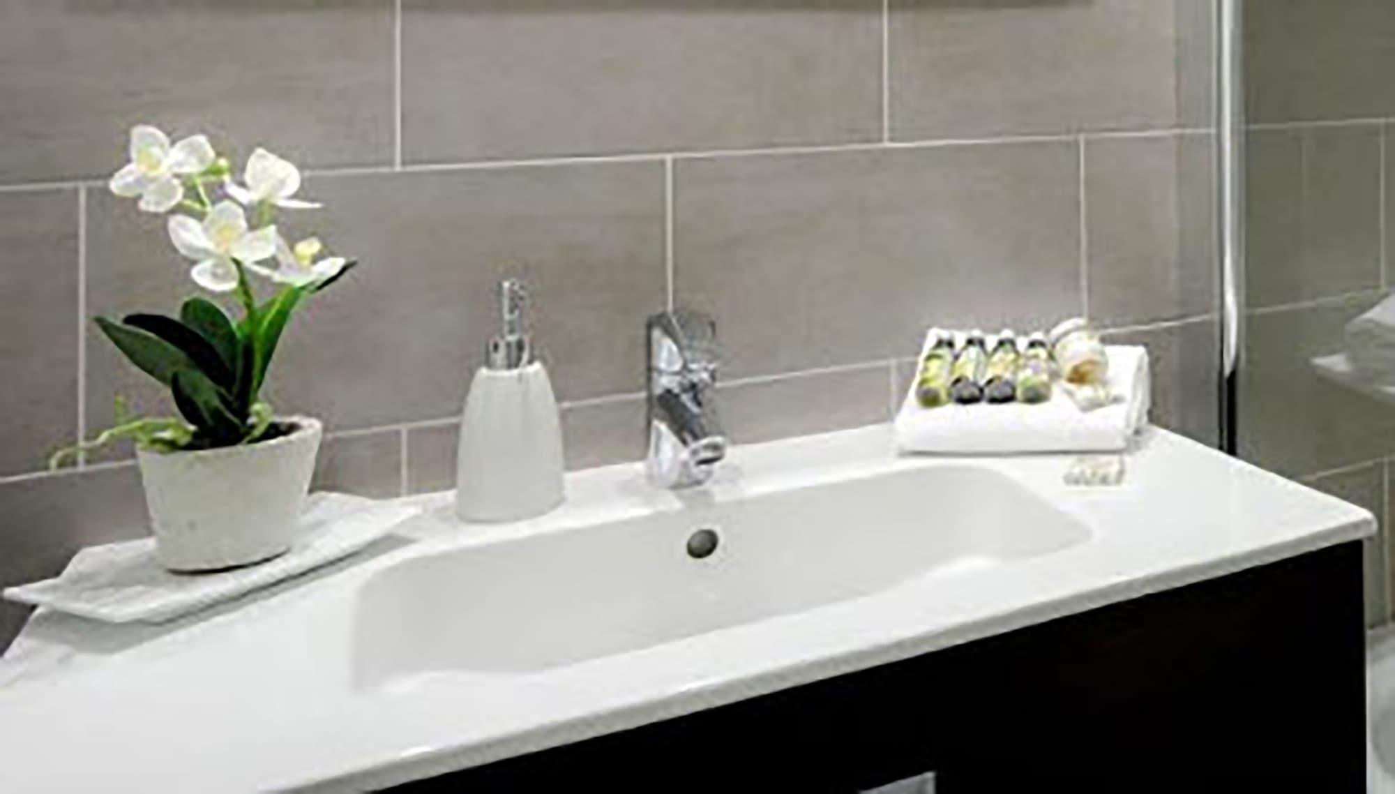 Citadines Grand Central Sri Racha Si Racha Exteriör bild