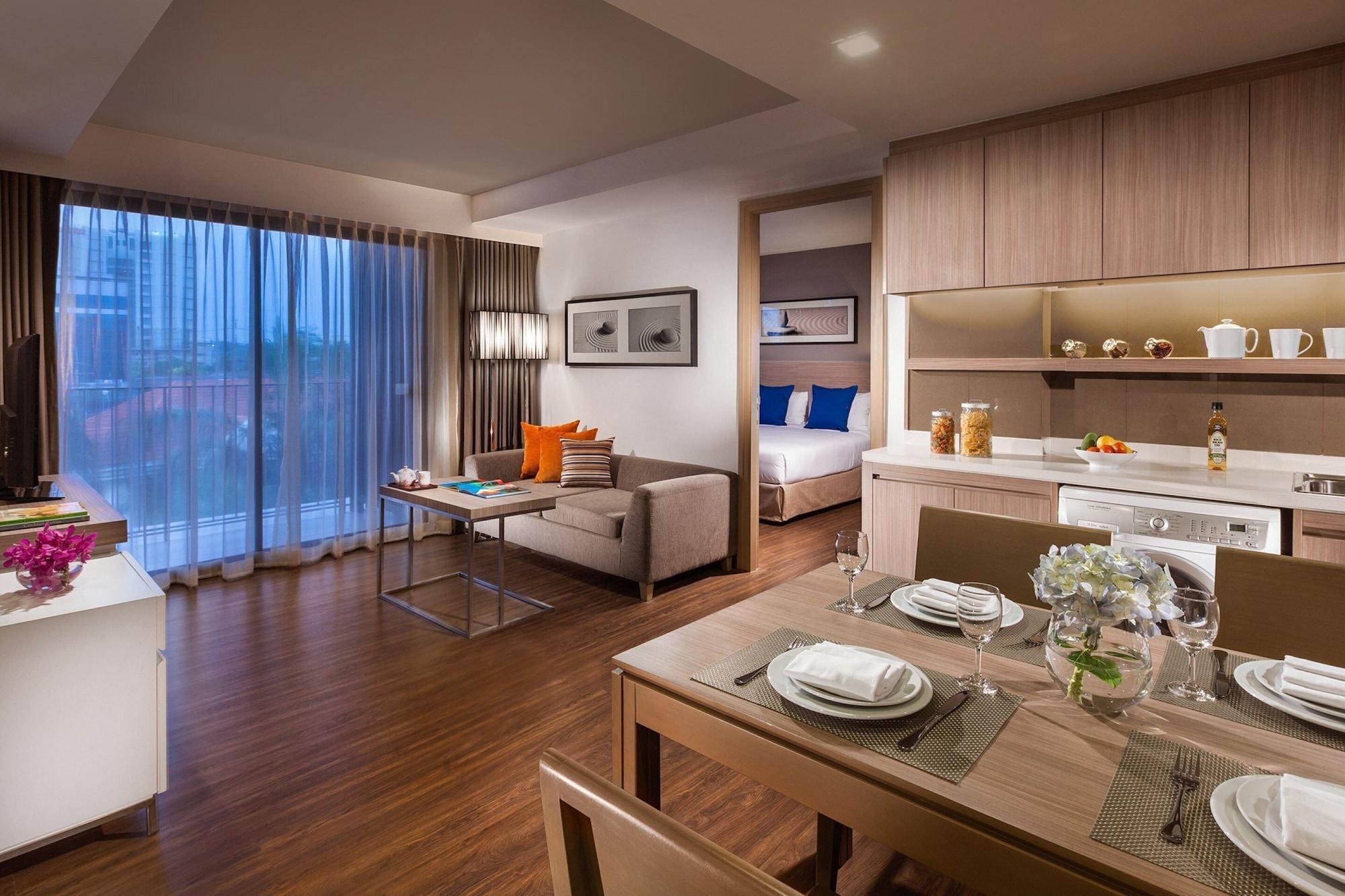 Citadines Grand Central Sri Racha Si Racha Exteriör bild