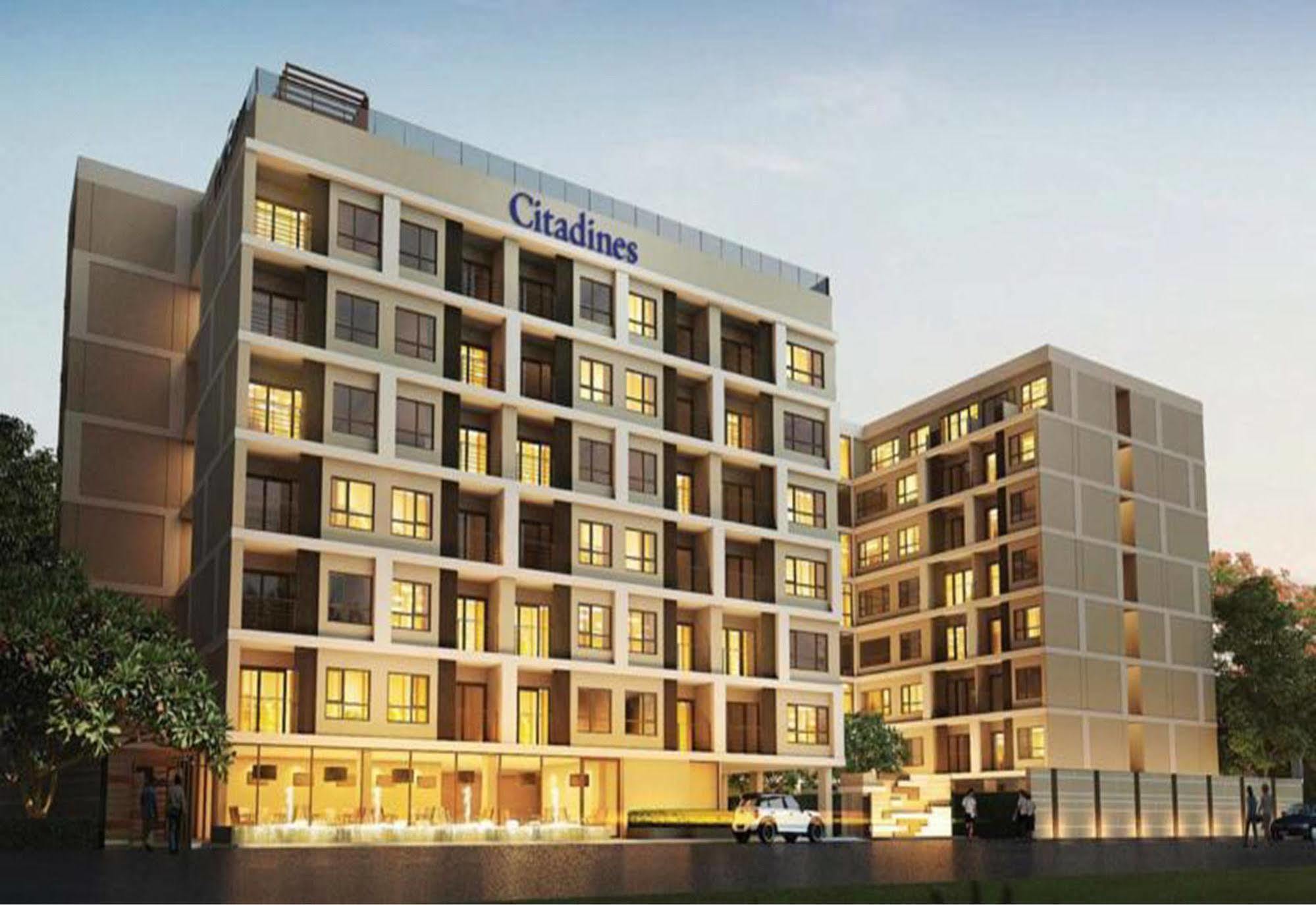 Citadines Grand Central Sri Racha Si Racha Exteriör bild